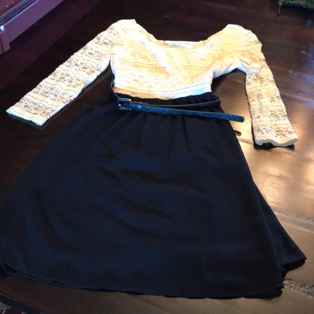 Cute lace and chiffon dress